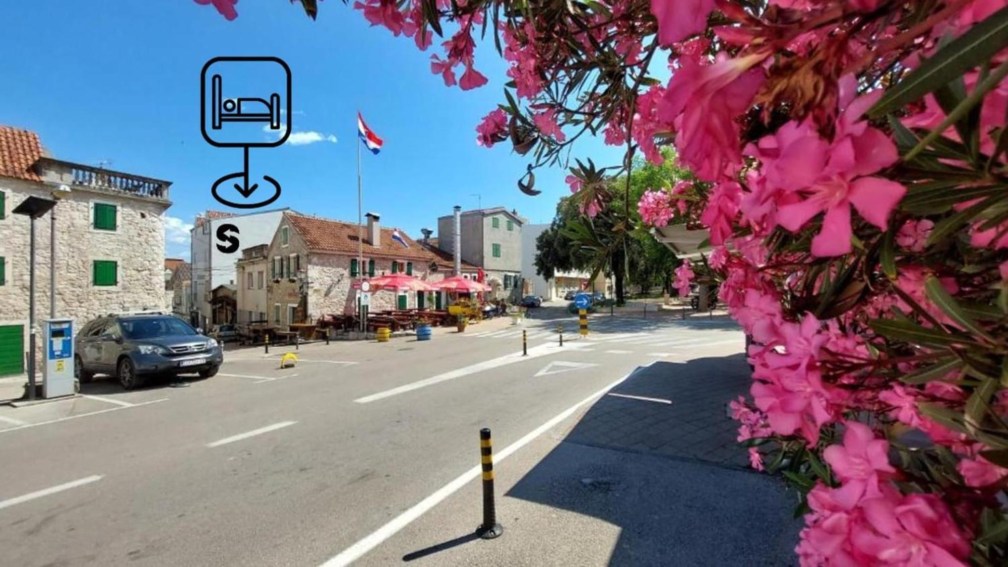 Refresh Boutique Suites - Central Point Vodice Extérieur photo